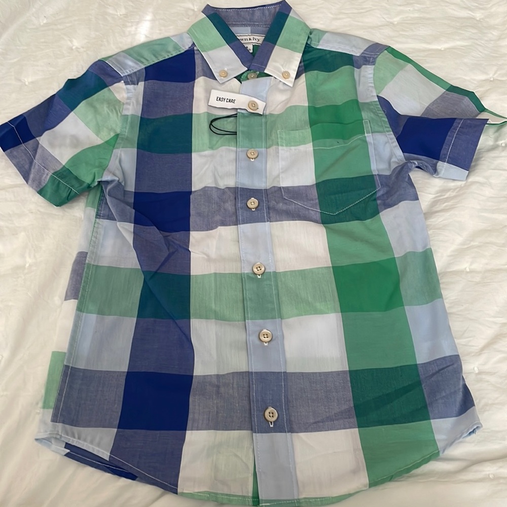 Boys size small short sleeve button down shirt.